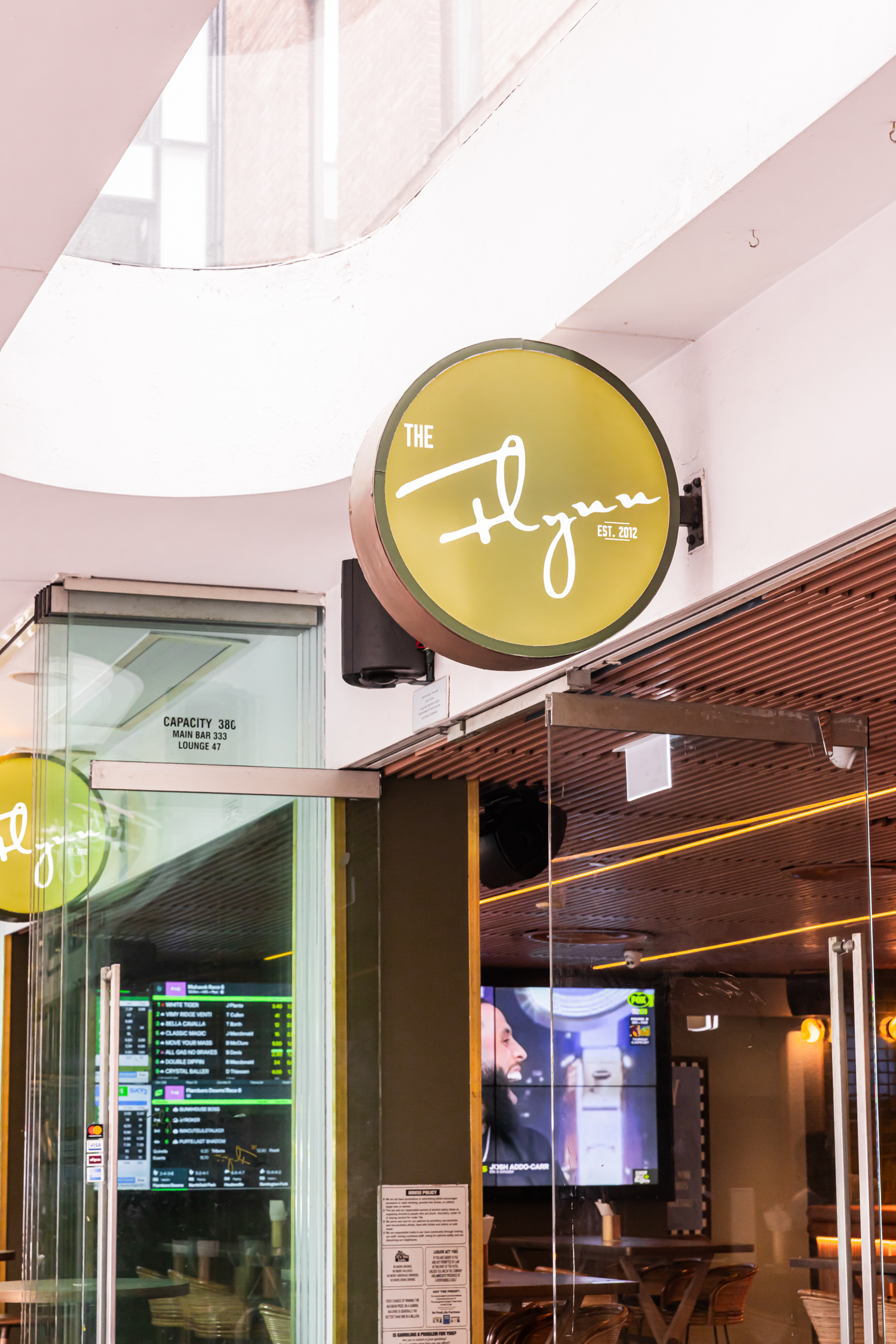 Trent van der Jagt-1572 (1)